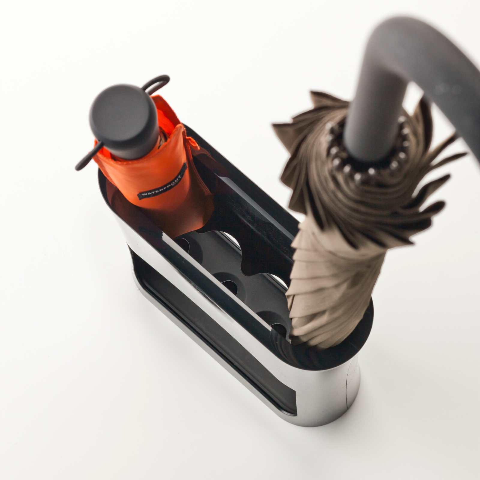 Schirmständer OVAL schwarz – Bild 3